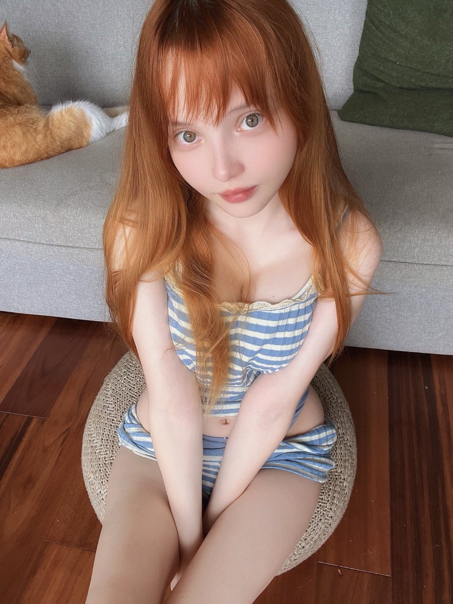 Do I look cute? https://t.co/7StRNjs3TN