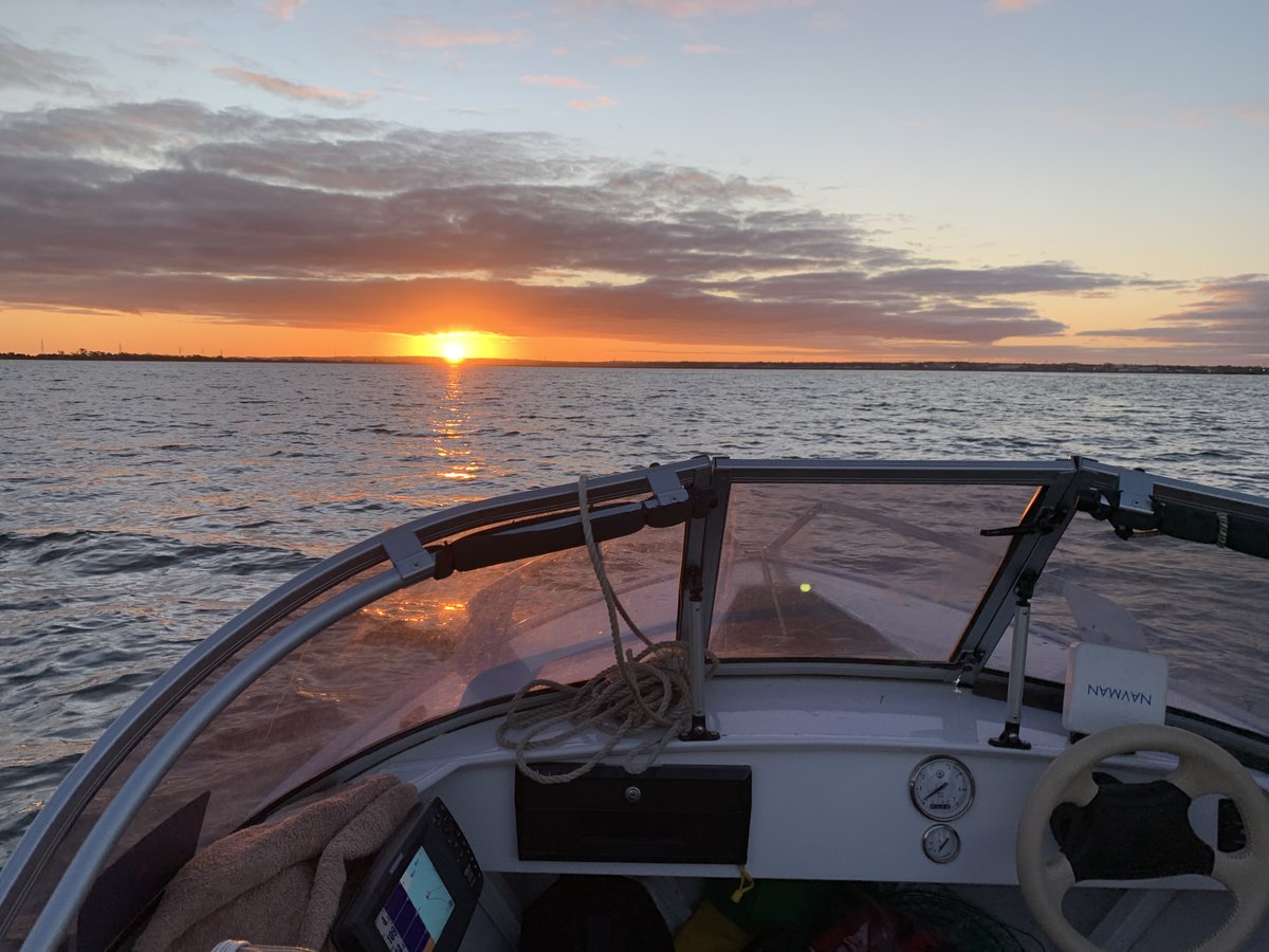 Is there a better way to start a day than in a boat? 🌅