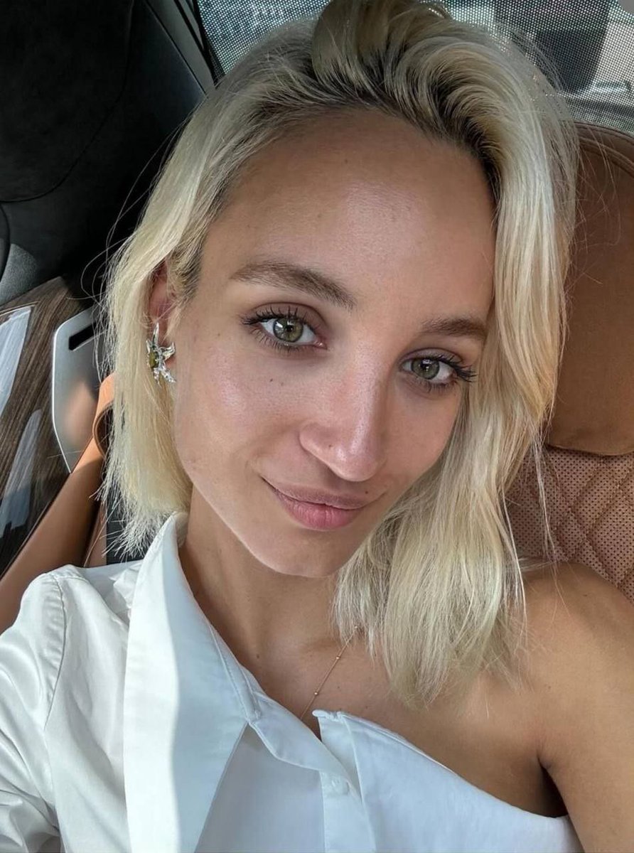 Ai kerem ai kkkkkkkkk será que ela vai conseguir tirar ele da toca e viajar pelo mundo também ? Cenas MUITO INTERESSANTES para os próximos capítulos