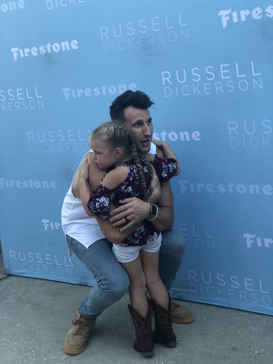 JRoz99's tweet photo. Hey @russelled and @KaileyDickerson remember that little 4 year old that was OBSESSED with RD? Well she’s 11 now 😭 (and has 2 more siblings) 😅 we hope to see yall in December at @K923Orlando #jinglejam ❤️ https://t.co/trehaRknRN