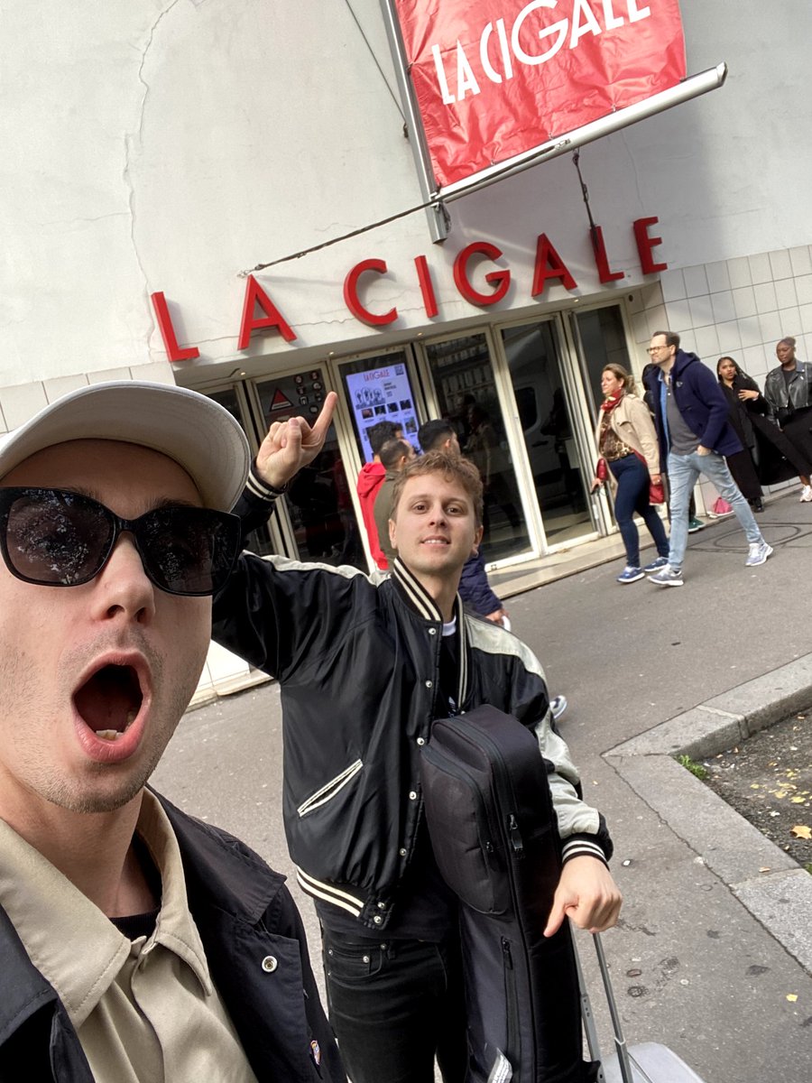 LA CIGALE C'EST DANS 1 MOIS 🤯💥💥

Dernière ligne droite pour prendre vos places les amis, rendez-vous le 21 NOVEMBRE pour ce concert si important pour nous 🤍

Billetterie : lacigale.fnacspectacles.com/place-spectacl…