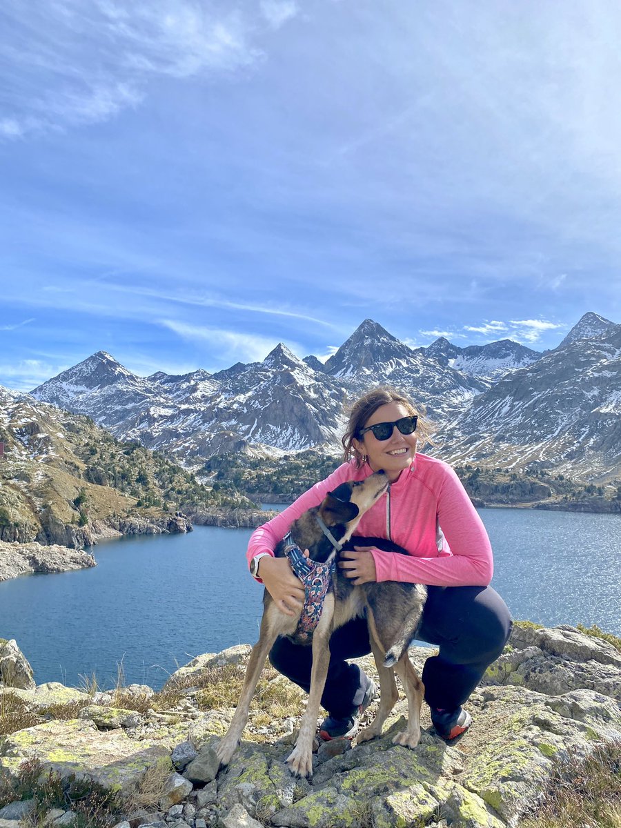 martasistac's tweet photo. Repetid conmigo: #HuescaLaMagia 💖✨🏔️ https://t.co/Gba9ICD45G