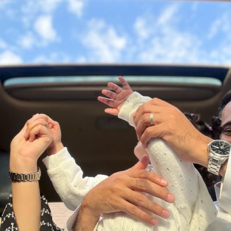 𝑂𝑛𝑒 𝑑𝑎𝑦 ❤️