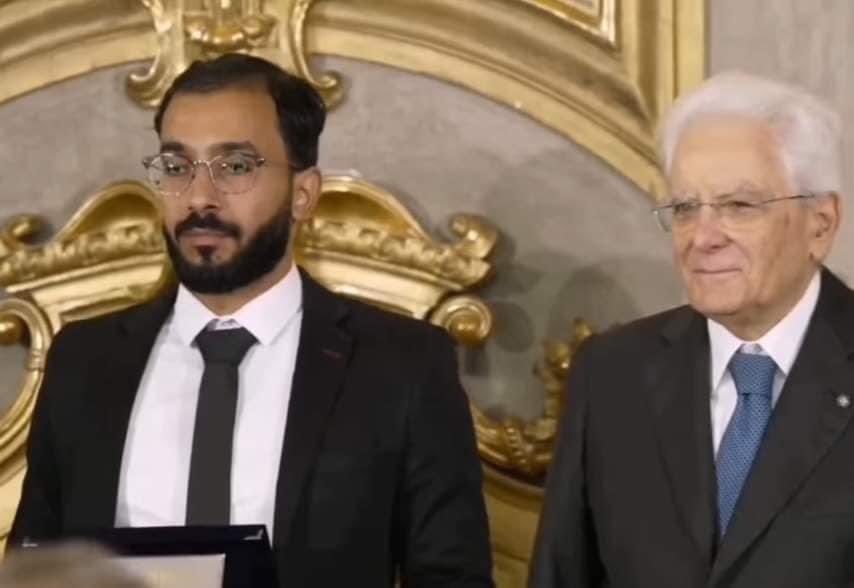 bacfac's tweet photo. 🚨 توج الدكتور والباحث الجزائري 🇩🇿 لخضر حميداتو يتوج بجائزة ضمن حفل جائزة إيني العالمية 
قدم له الجائزة رئيس دولة إيطاليا بفضل جهوده في مشروعه " مجموعات تبريد الخلايا الكهروضوئية

الدكتور  من المدرسة الوطنية الفنون التطبيقية بقسنطينة https://t.co/GoGfPNOn4a