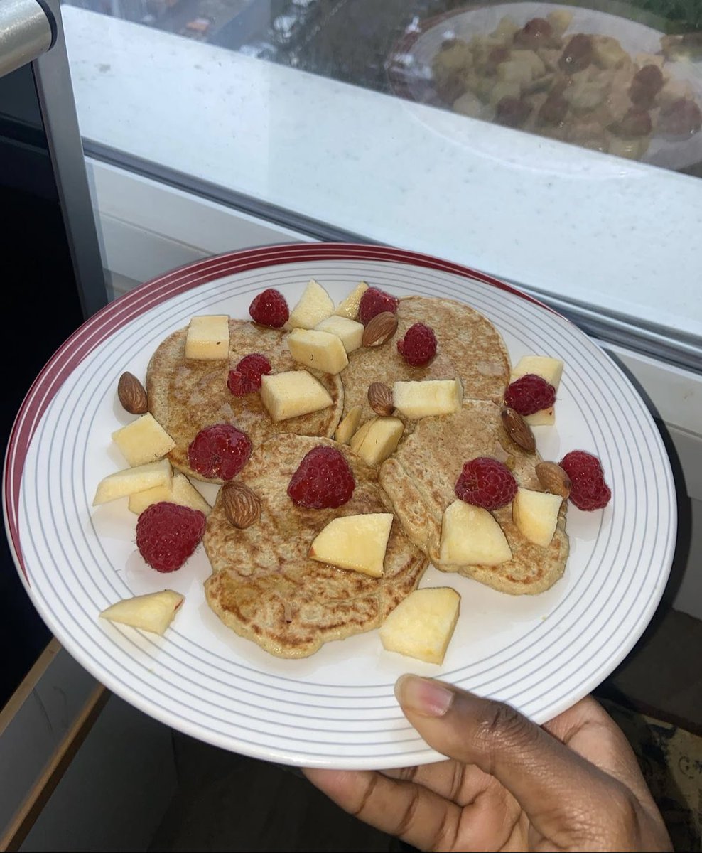 ( ˙ᴥ˙ ) 𝓚𝓮𝓵𝓵𝔂 🦚 tweet media