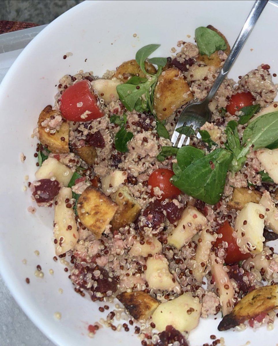 ( ˙ᴥ˙ ) 𝓚𝓮𝓵𝓵𝔂 🦚 tweet media