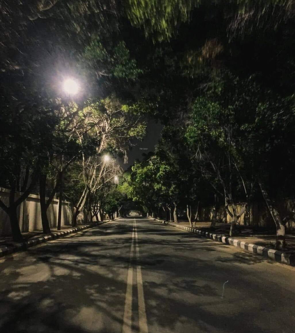 انا والمشي بالليل 
حبايب ♥️