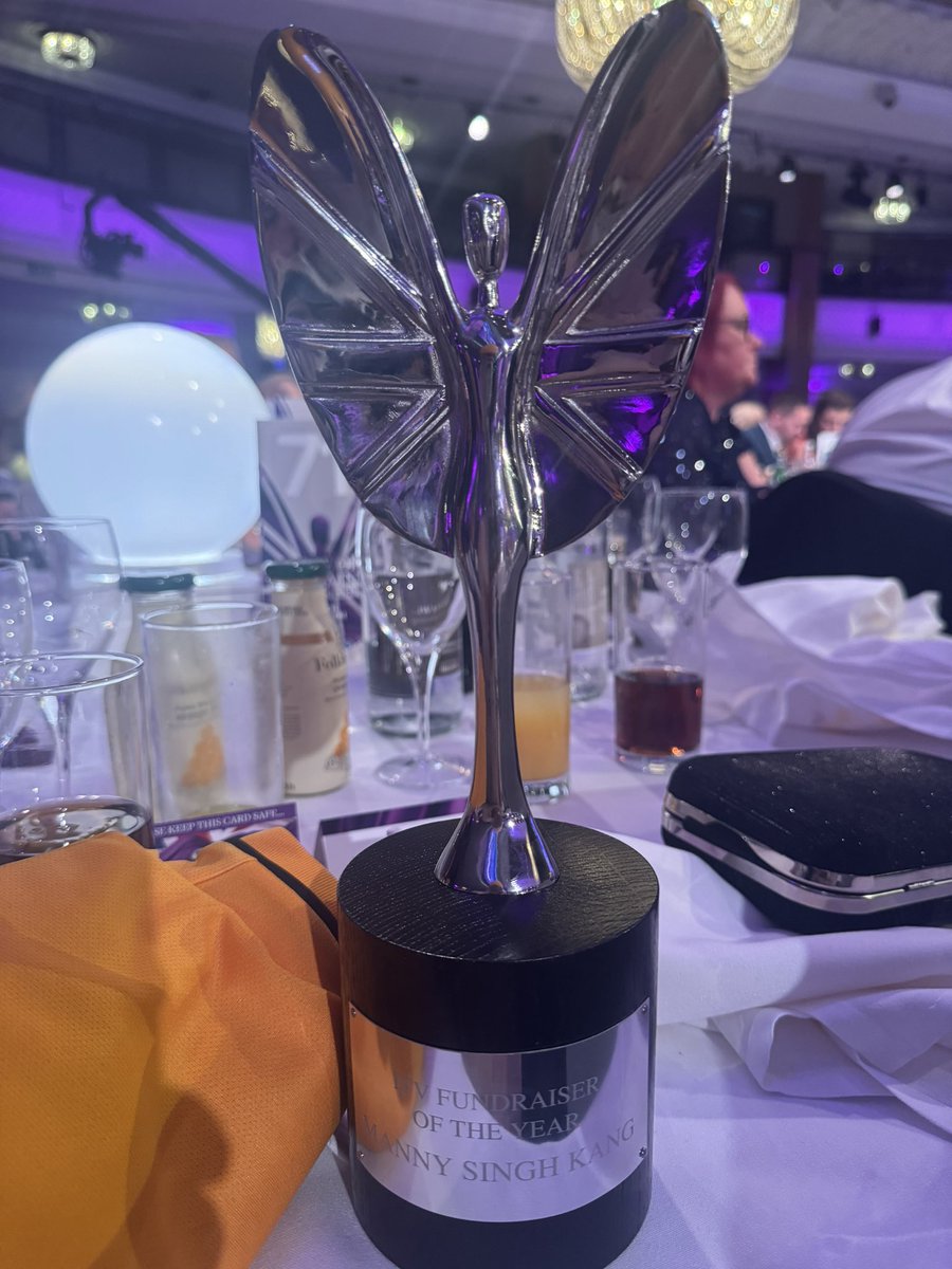 Manny Singh Kang (@pedalsingh) on Twitter photo OMG!! 🤯🥲
It was already an incredible honour to just represent the vital work of <a href="/DementiaUK/">Dementia UK</a> at the <a href="/PrideOfBritain/">Pride of Britain</a> awards
And then this happened!😲
All the glory goes to the one who blessed me with a chance of human life ❤️
So many of you to THANK 🙏🏽 OMG!! 🤯🥲
It was already an incredible honour to just represent the vital work of <a href="/DementiaUK/">Dementia UK</a> at the <a href="/PrideOfBritain/">Pride of Britain</a> awards
And then this happened!😲
All the glory goes to the one who blessed me with a chance of human life ❤️
So many of you to THANK 🙏🏽