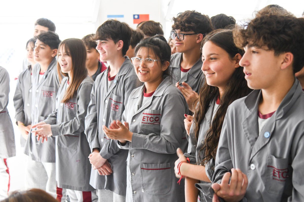 Gustavo Sastre tweet media