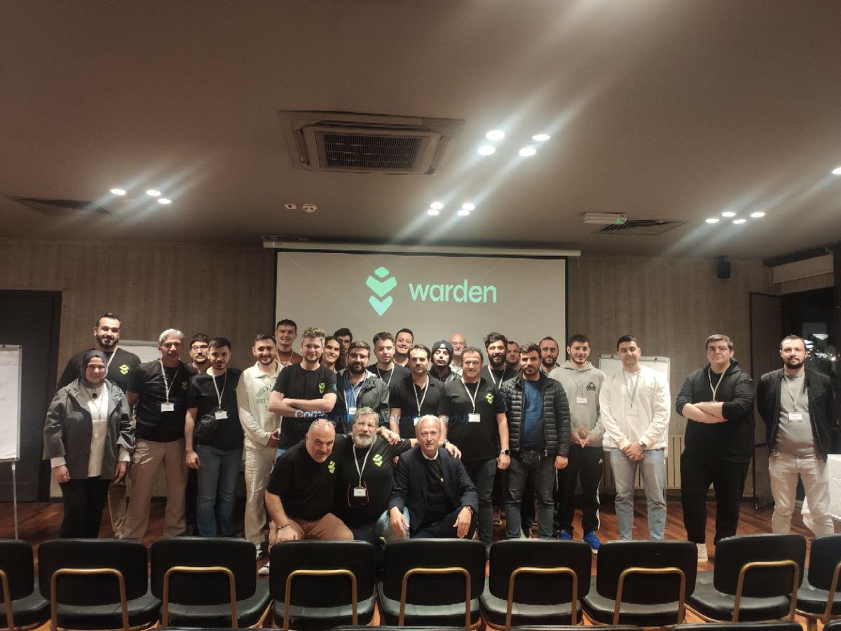 corenodeHQ's tweet photo. CoreNode olarak @wardenprotocol ile harika bir toplantı gerçekleştirdik! Misafirimiz Vincent Kersuzan, Warden Projesi hakkında çok değerli bilgiler paylaştı. Canlı node kurulumu yapıldı ve dostlarla bir araya gelerek tanışma fırsatı bulduk. 🚀🎉 Yeni işbirlikleri ve heyecan verici projelerle yolumuza devam ediyoruz! Ayrıca Etkinliğimize güzel bir mekan sağlayan Moda Teras @bigchefscafe ye de ayrıca teşekkür ederiz #CoreNode #Warden #Blockchain #NodeKurulumu #Bigchefs