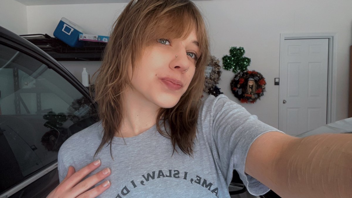 felt cute yea yea yea 🩰