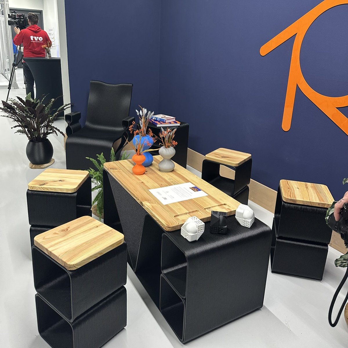 Michael Bitzinger tweet media