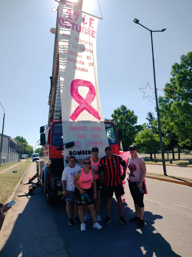 Cuervosde25's tweet photo. El 19/10 se celebró  el Día Internacional de la lucha contra el Cáncer de Mamá

Y en esta ocasión participamos de una bicicleteada/caminata con motivo de crear conciencia y promover controles, diagnósticos y tratamientos

#MasQue90Minutos
#SLFedral
#DeBoedoAlMundo https://t.co/BL6AMytOi1