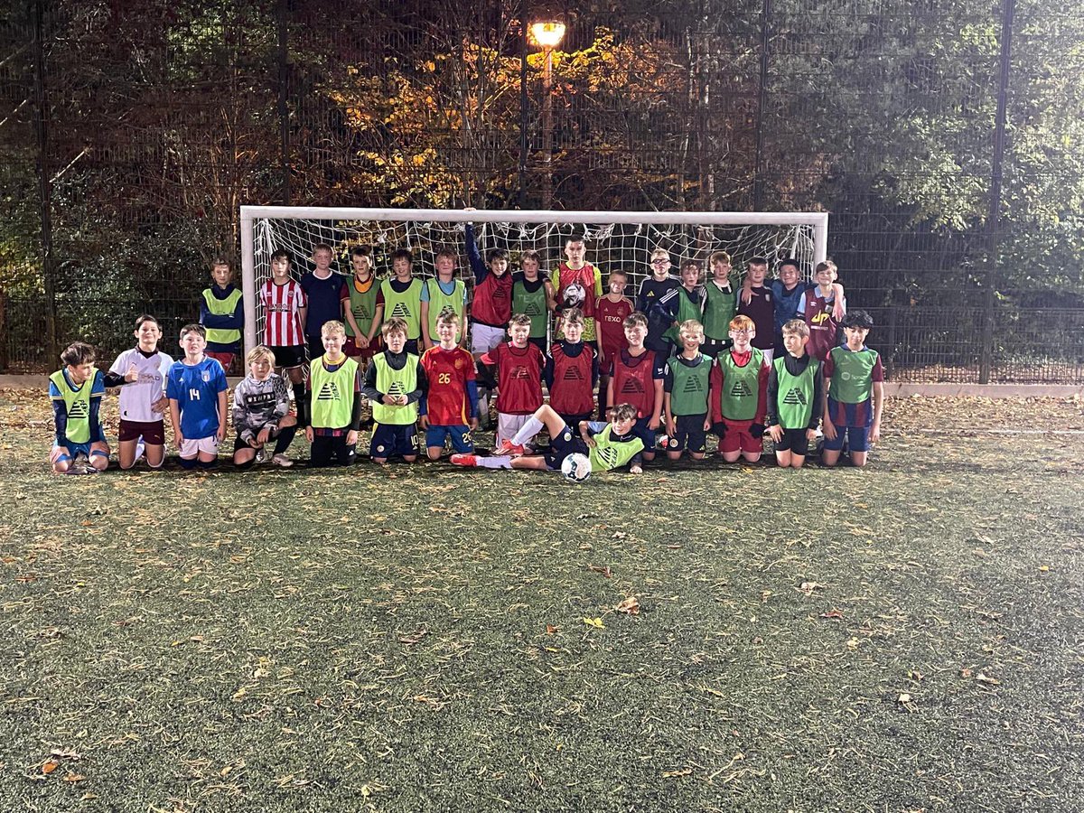 bcfcfootball's tweet photo. @bcfcfootball delivering  extra football sessions for our U13’s thanks to @ScottishFA @ScotFANorth @scottishgas https://t.co/aBCn0DI4JQ
