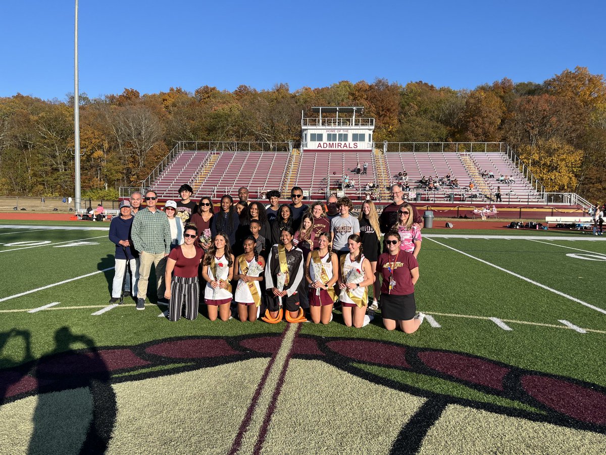 ⚓️ congratulations field hockey seniors⚓️