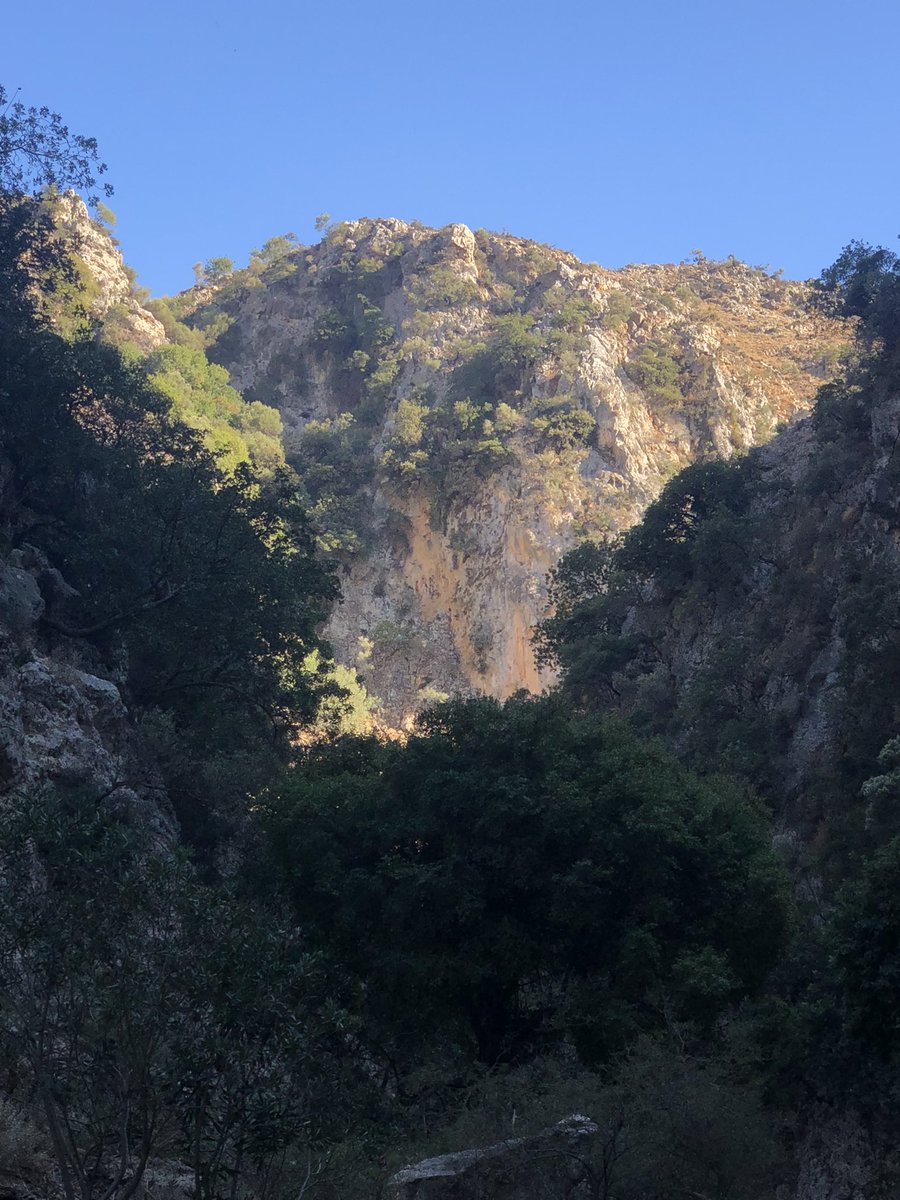 macrow54's tweet photo. Crete in autumn.🇬🇷 https://t.co/BNMOEq14vt
