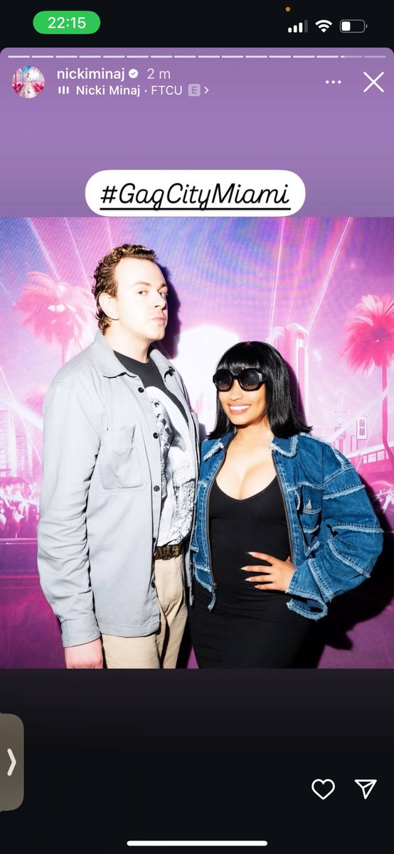 ianminajsweden's tweet photo. From the bottom of my heart Onika, I’m so eternally grateful, U are one of the best things in my life, lemme tell u, flying me out to meet u in #gagcitymiami magic, to be flown out from Sweden🇸🇪😭, btw I forgot to tell u @NICKIMINAJ if u need another assistant, I’m so rdy🩷 https://t.co/KcNHP2aEbl