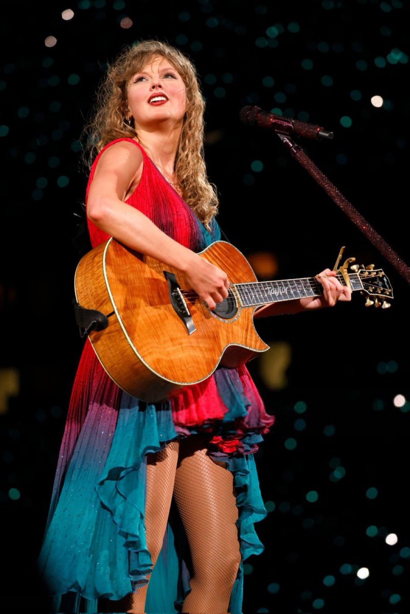 hoaxdifferent's tweet image. Taylor swift 112 theory (and others) explained 🧡