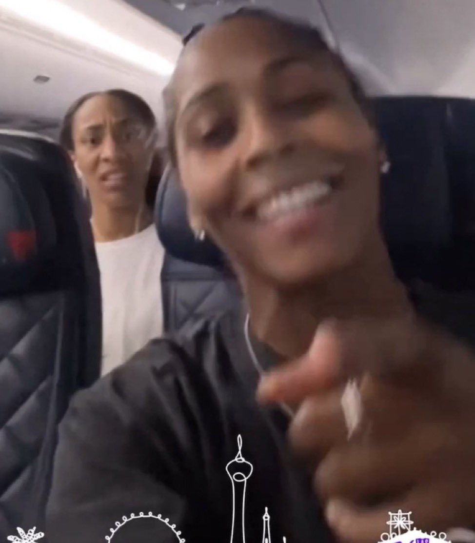 Sharon 🍉 tweet media