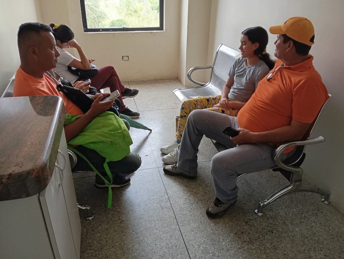 #NotiIpasMcy #Aragua
¡Feliz inicio de semana!

🩺🧑‍⚕️💉 La Unidad Médica <a href="/ipasmemaracay1/">ipasmemaracay</a>, continúa brindando atención en sus servicios y consultas al personal del <a href="/MPPEDUCACION/">MPPEDUCACION</a>.
#BrincomilesmiEscuelaLaBella