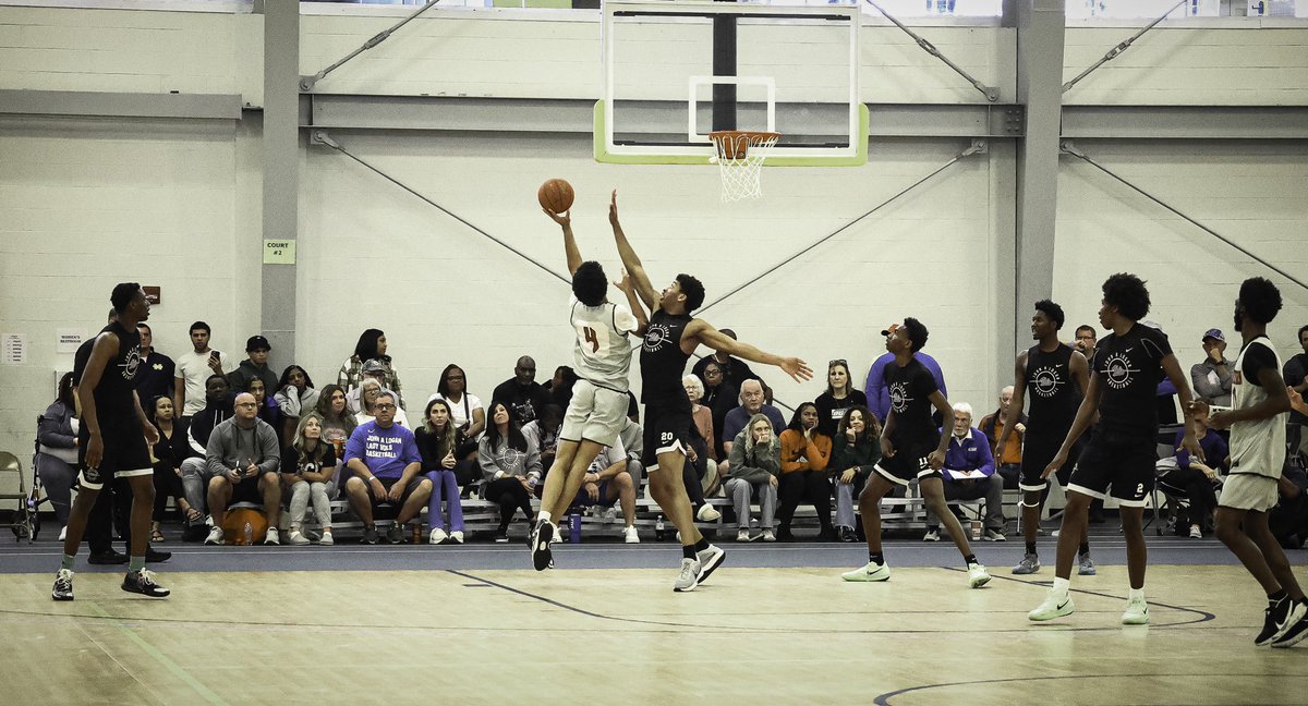 MidWestJamboree's tweet image. A HUGE thank you to all the teams, coaches, scouting services, and spectators that came out to watch our 8th Annual Midwest JUCO Jamboree! Also, a huge shout out to @MarionWildcats for allowing us to use their facility!
