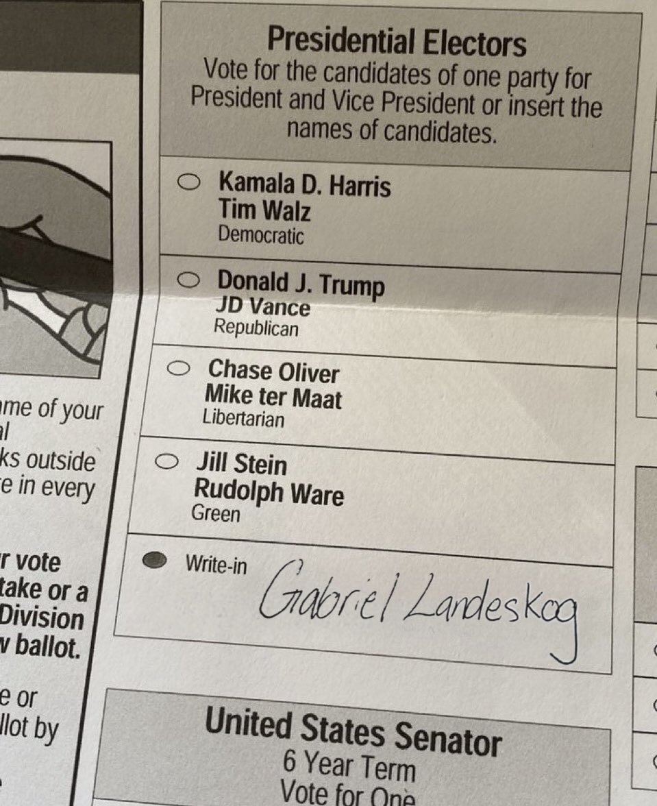 abvsea's tweet photo. god bless my captain 🫡 #IVoted https://t.co/E8R27FEcUe