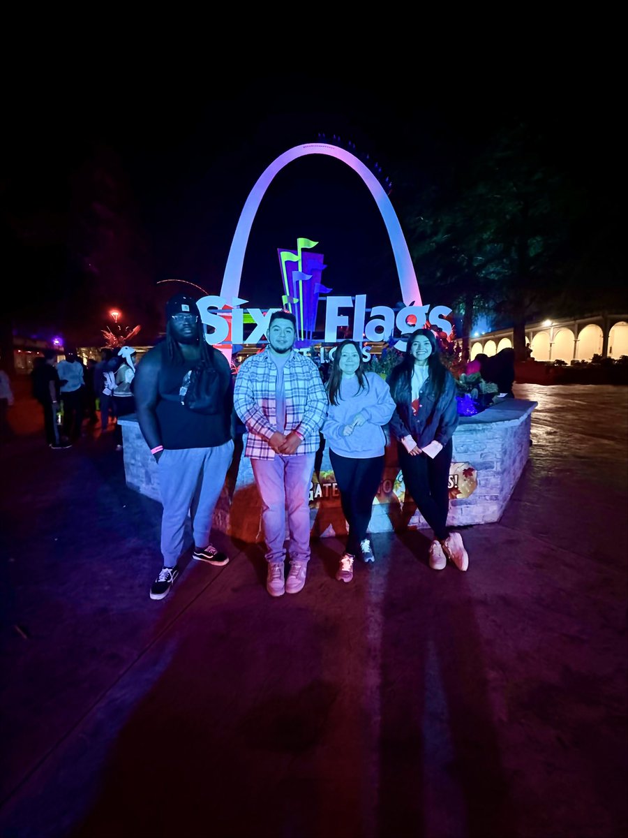 KattiaS_Ramirez's tweet photo. Thank you to our awesome KAMO leader supporting our AHA campaign this year! Fright Fest with them was a total blast!! 🤩🤩🤩 https://t.co/YHb95WQ90G
