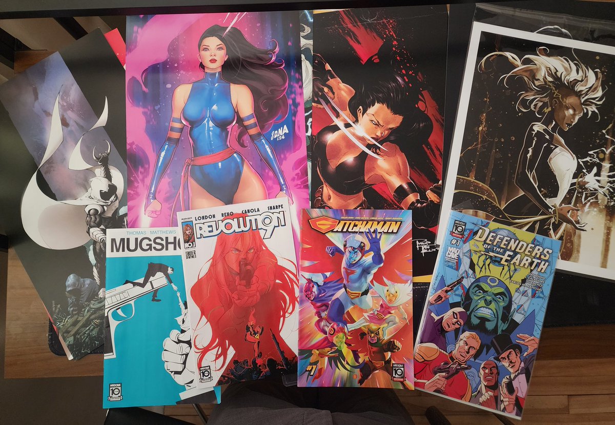 NYCC Post Game Agenda:

1) Respond to all the emails that I missed during the con

2) Follow up with everyone I promised to follow up with during the con.

3) Admire my con purchases.

4) Figure out how much I spent on my con purchases.