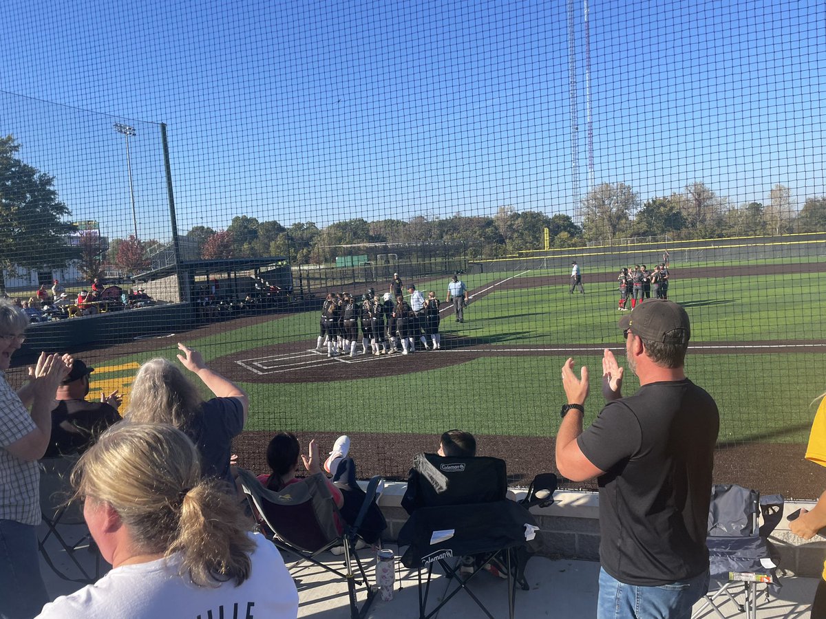 It’s time for a district championship! Let’s go, TIGERS!!! Lexi K. starts us off with a home run in the 1st! <a href="/oakvarsoftball/">Rich Sturm</a>