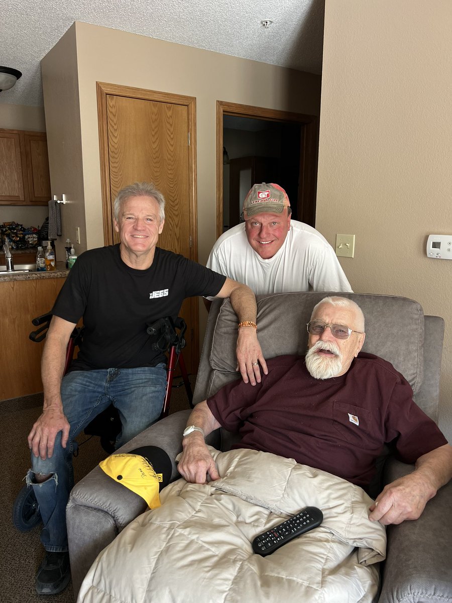 While I was racing at Lincoln Speedway . 

Bob Sargent and myself went to see the legendary, “Dean Shirley”. 

Ken Schrader Racing Inc. taught me how important it is to go see and (show respect) to the racers from the past ❤️