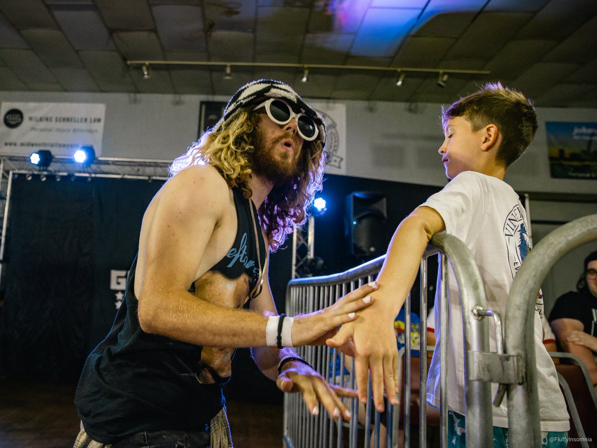 If you are disappointed in a certain "cane", don't worry, there is another Cain you can look up to and give money, he just so happens to be a ROCKSTAR #Rockstar2024