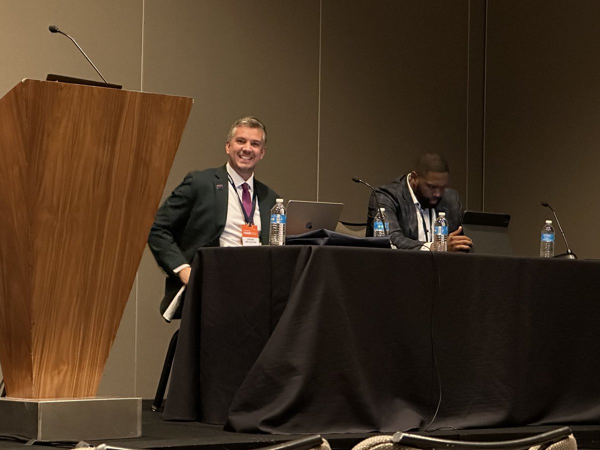 Dr. Andrew Moe Hoffman (@andrewsmoe) on Twitter photo It’s me! Presenting at the #CollegeBoardForum with <a href="/JohnsHopkins/">Johns Hopkins University</a> for @MatriculateOrg #collegeaccess It’s me! Presenting at the #CollegeBoardForum with <a href="/JohnsHopkins/">Johns Hopkins University</a> for @MatriculateOrg #collegeaccess