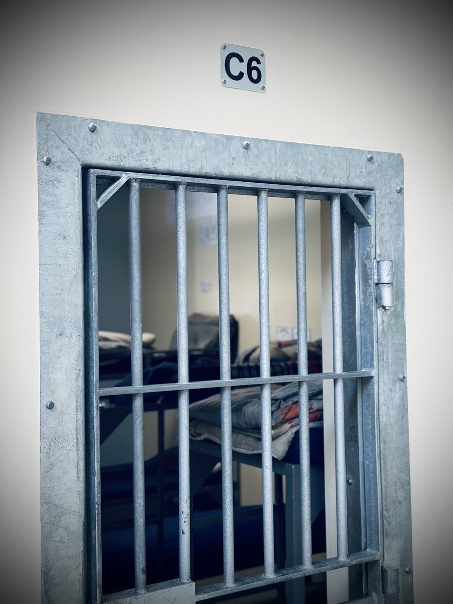 Rcitybelfast's tweet photo. 🇿🇦😎 All day spent at the Bossasa (Horizon Child &amp; Youth Care Centre) juvenile prison. 
Lots engagements through out the day hearing first hand how gang culture has impacted negatively &amp; lead to years in prison. Impactful day all around #PeaceOffice #RCITY #MyChoice https://t.co/CUY4j9FSRY