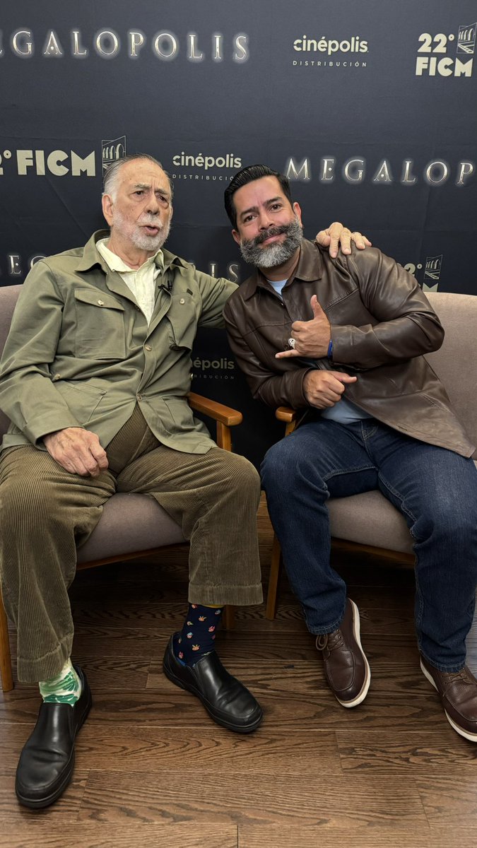 _OmarReyes_'s tweet image. ¡Qué lunes… con el Tío Pancho! 

Francis Ford Coppola en el #FICM22 presentará #Megalópolis su arriesgada propuesta que narra la utopía de César Catilina, un arquitecto que busca reconstruir NY después de un desastre…

Tipazo… los más grandes, los más nobles @FICM