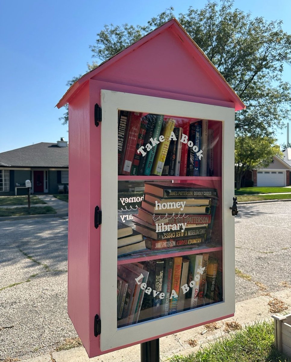 LtlFreeLibrary's tweet image. Take a book, or leave a book: it's that simple! 📚 Help us in our mission to build community, inspire readers, and expand book access for all with a donation today: lflib.org/donate