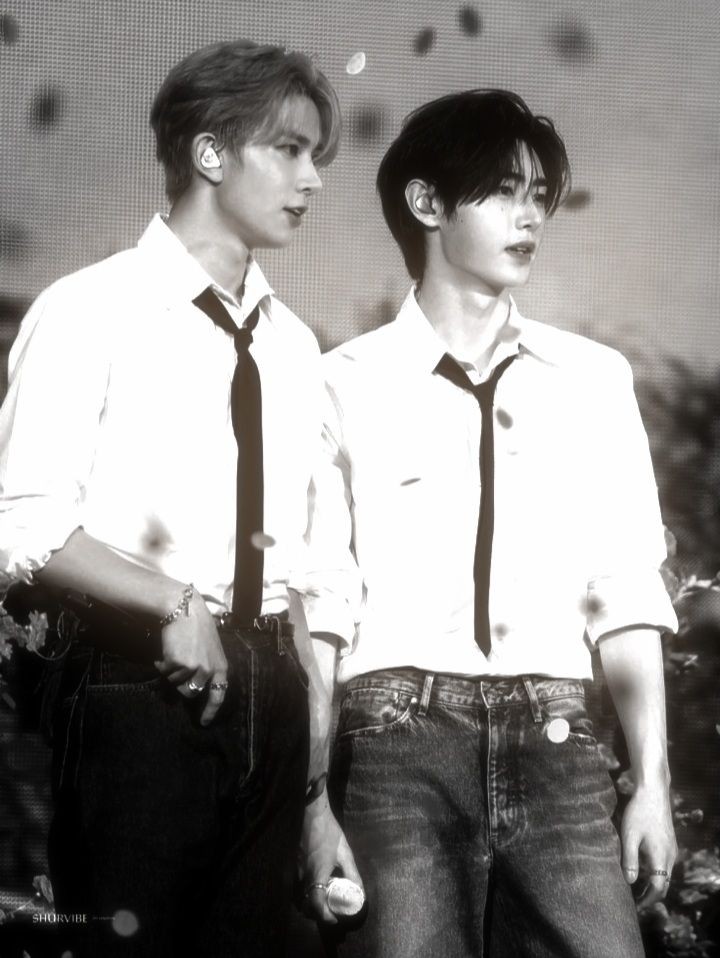 wonwoofferr's tweet image. BELIFT LAB PROTECT HEESEUNG
#AlwaysTogetherWithHeeseung
#언제나_희승을_지키자
#BELIFTProtectYourArtists

BELIFT LAB PROTECT SUNGHOON #WeSTANDwithSUNGHOON 
#항상_성훈이를_지켜줄게 
#BELIFTProtectYourArtists