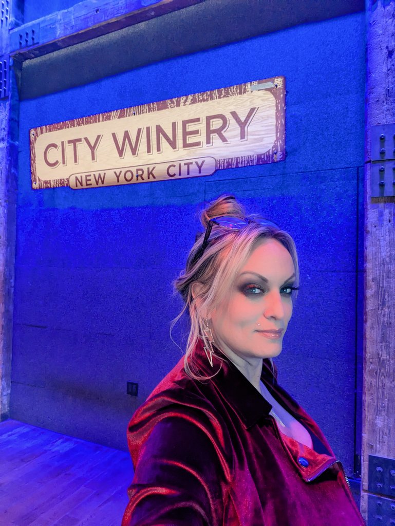 StormyDaniels's tweet photo. Just finished soundcheck at City Winery NYC! Show starts in a couple hours and I will be doing a live  audience Q&amp;A followed by photos/autographs! Still a few tickets left...selling out a show in NYC would definitely ruffle some (orange) feathers 😜 https://t.co/KDkq4QbylY