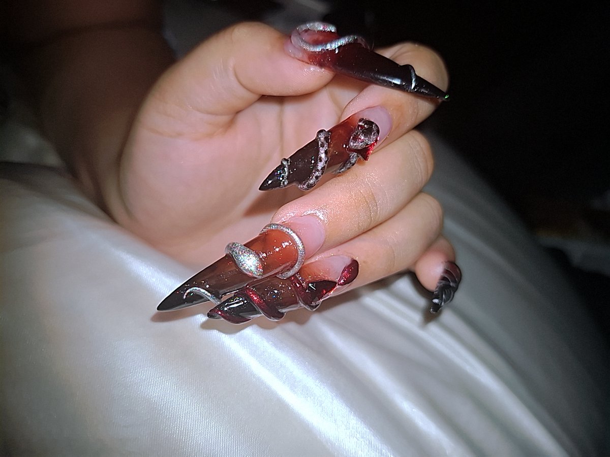 C_Styles1824's tweet photo. Sssslaying with these fierce snake nails! 🐍💅 Red stones add the perfect touch of danger and glamour🔥
Instagram portfolio: https://t.co/VNkjTlt1nx
Facebook page: https://t.co/57y9Hl9Fvv
 
#SnakeNails #RedStoneNails #BoldManicure https://t.co/I4yew5120C