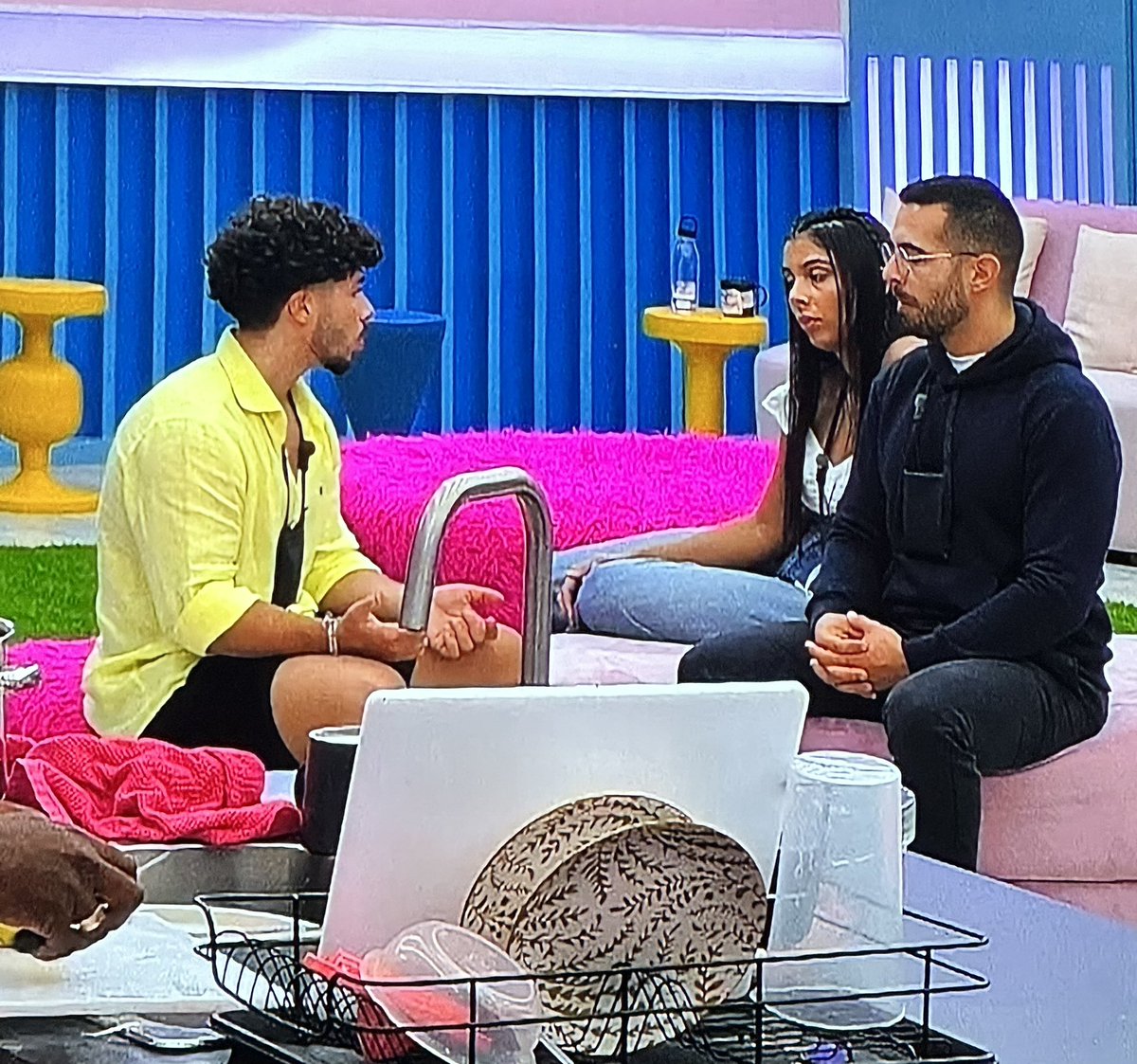 Para mim são facilmente 3 finalistas desta edição.  #sstvi