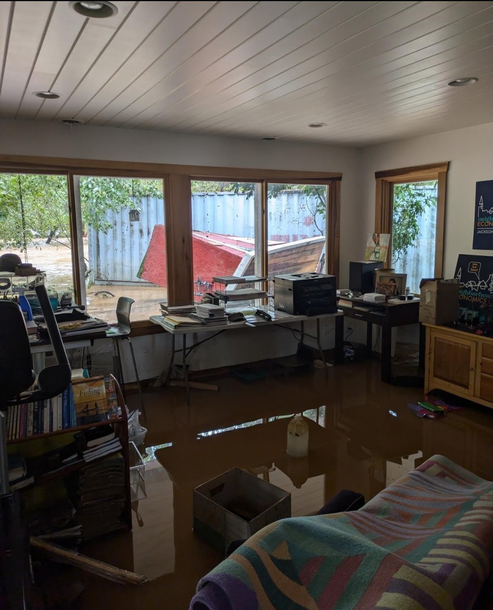 The brown you see out the window is the Swannanoa River that ran through our office for 6 hours. Our storage container was carried 30 yards by the flood.

Your support can make a difference! Help us rebuild and keep our mission alive!

🌱 Donate Now: purecharity.com/fundraisers/re…