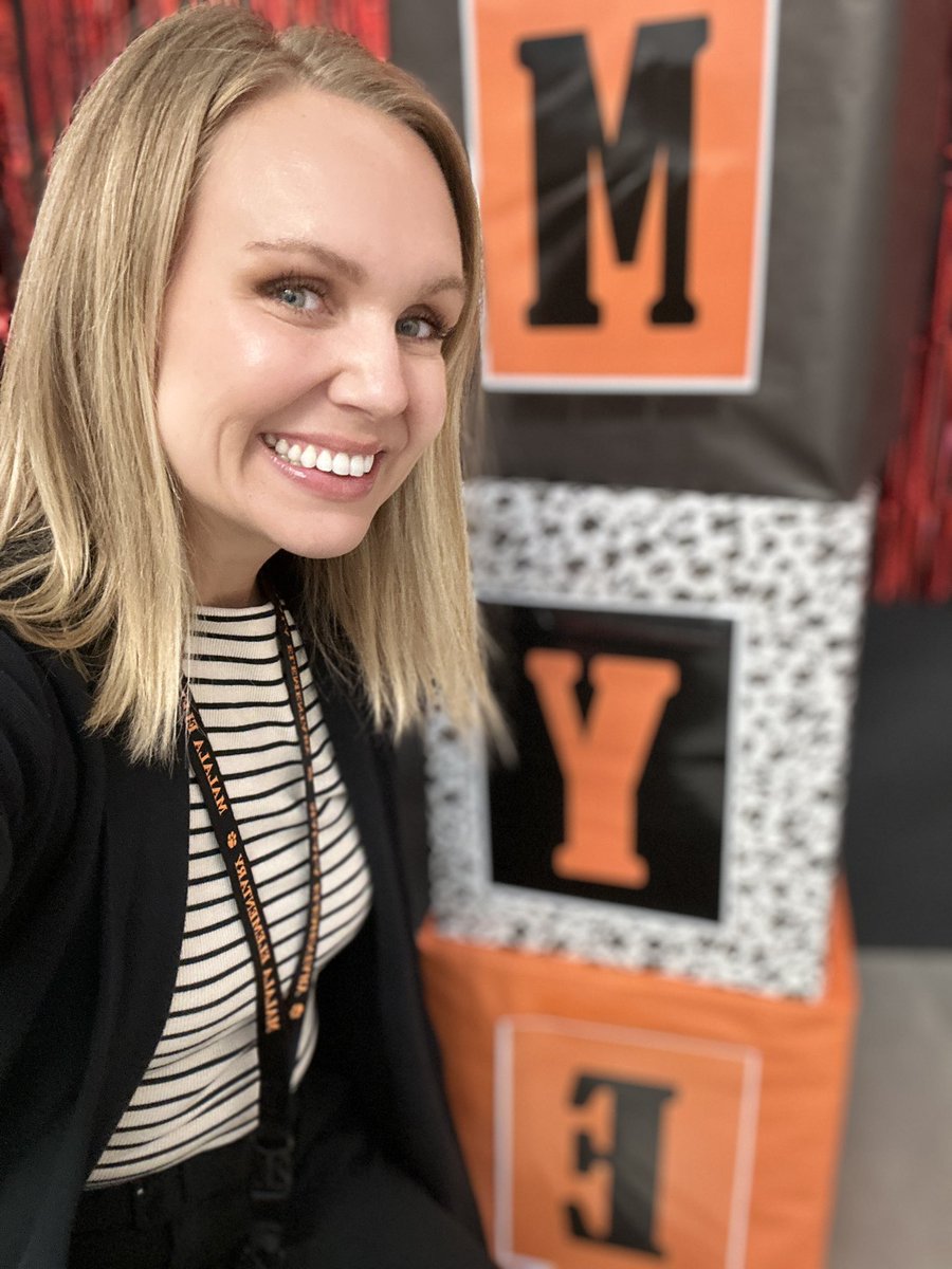 Meet the teacher night is here! So excited to welcome in my new pre-k leopards tomorrow morning ♥️ 🍎 🏫 A huge shoutout to my co-workers and the district PK team for all the help. Thank you!
<a href="/MYE_Leopards/">Malala Elementary</a> <a href="/FBISDEarlyChild/">FBISD_EarlyChildhood</a>