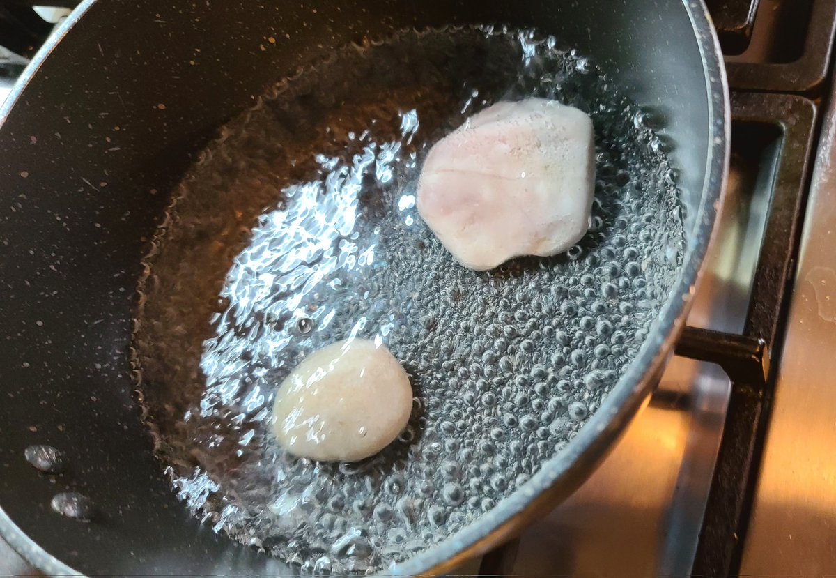 onionweigher's tweet image. boiling some rocks