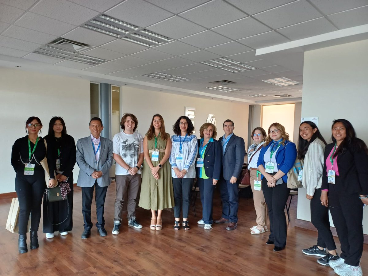 🇦🇷🤝🇲🇽 La Embajada Argentina en el Congreso de la AMEI 2024 🇦🇷🤝🇲🇽

Por segundo año consecutivo, la Embajada de Argentina participó activamente en el Congreso de la Asoc Mex de Estudios Internacionales (AMEI), que se celebró del 16 al 18 de octubre en la Univ. Aut. de Chihuahua