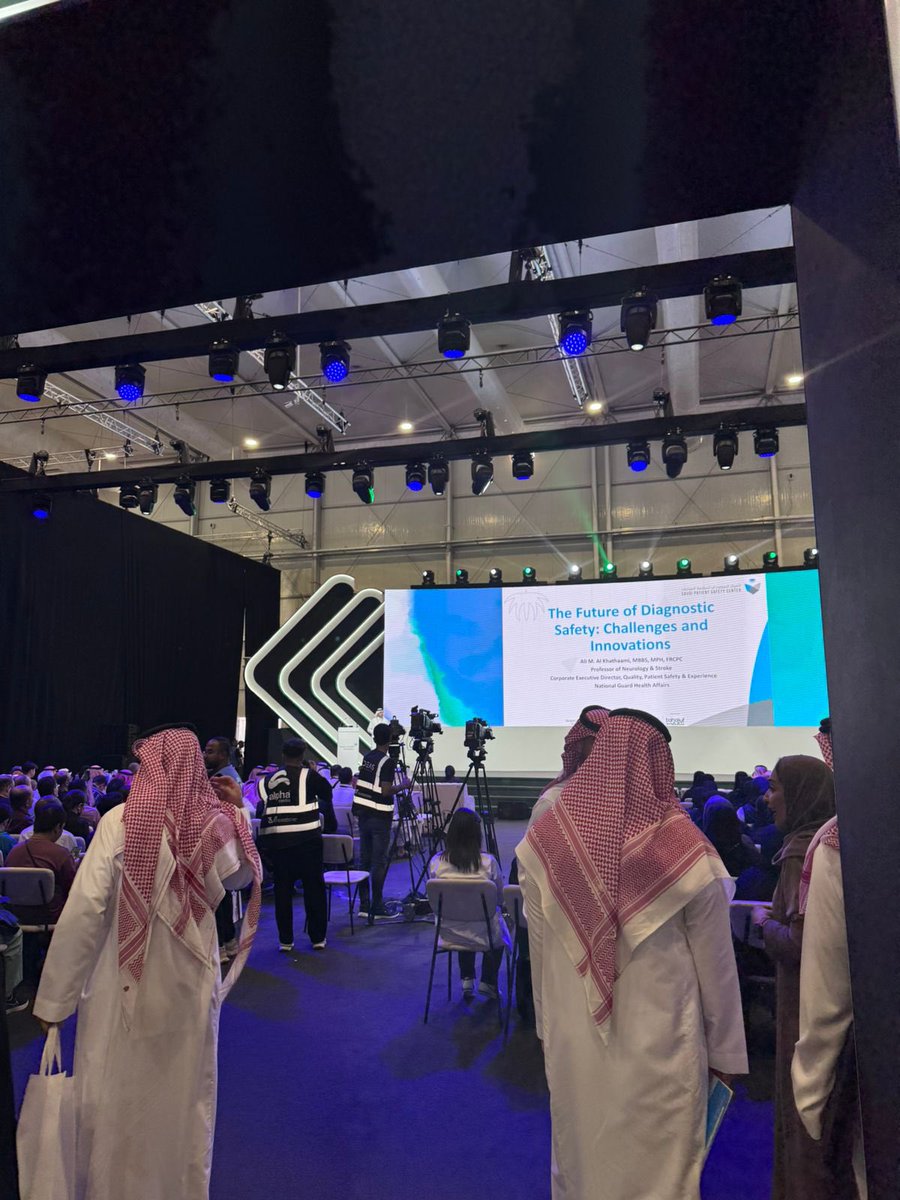 سعدت اليوم بزيارة #ملتقى_الصحة_العالمي 
والتعرف على أحدث الابتكارات والحلول الصحية التي تسهم في تطوير القطاع الصحي ، الشكر لكل القائمين والمشاركين في هذا الحدث المميز الذي يعكس اهتمام المملكة بالرعاية الصحية والابتكار .