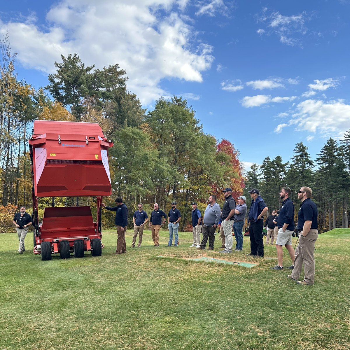 MTEequipment's tweet photo. Kicking Off Day 1 of Training ⛳️

Kent &amp; Jeremy from Wiedenmann spent the day with our team, demoing equipment &amp; sharing their turf care product knowledge with us.

#Wiedenmann #TrainingDay1 #TurfCare #GolfCourse #ContinuousLearning #MTEEquipment #SagamoreResort #BoltonLanding https://t.co/Qan7spz7oF