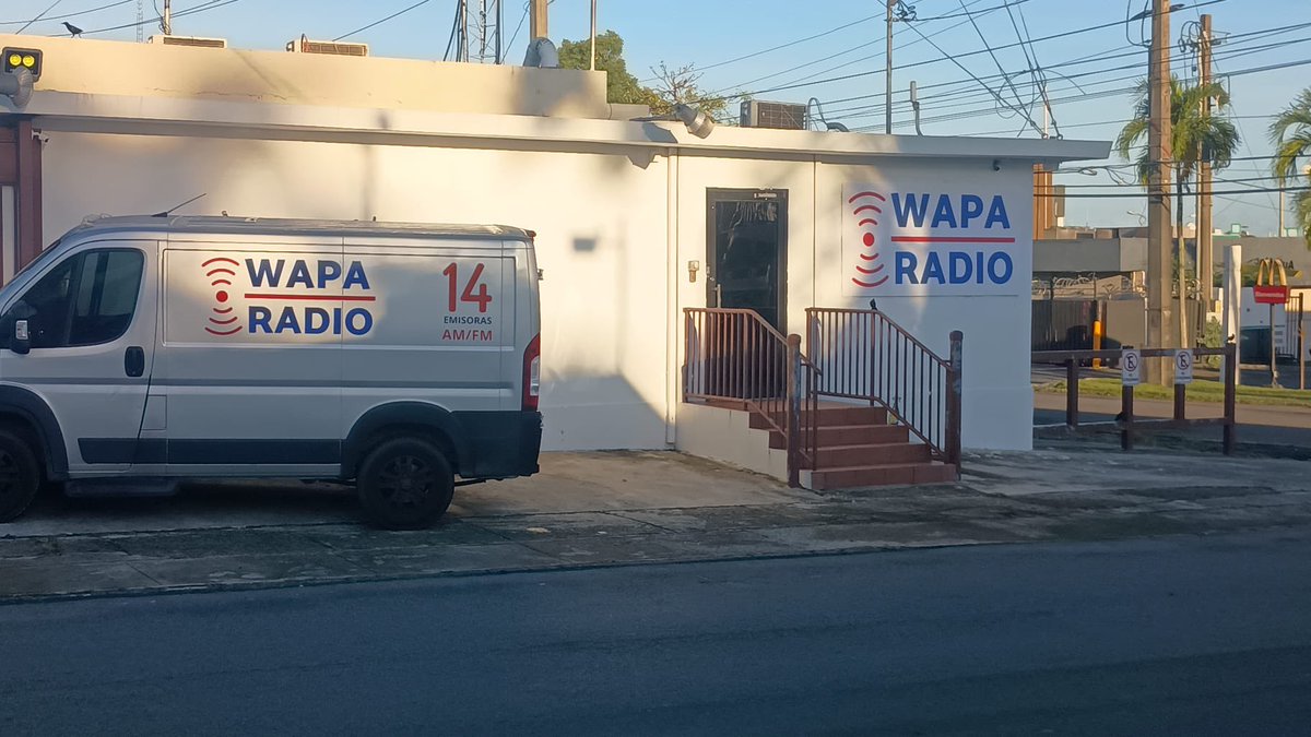 Nuestra unidad móvil y estudio en Río Piedras