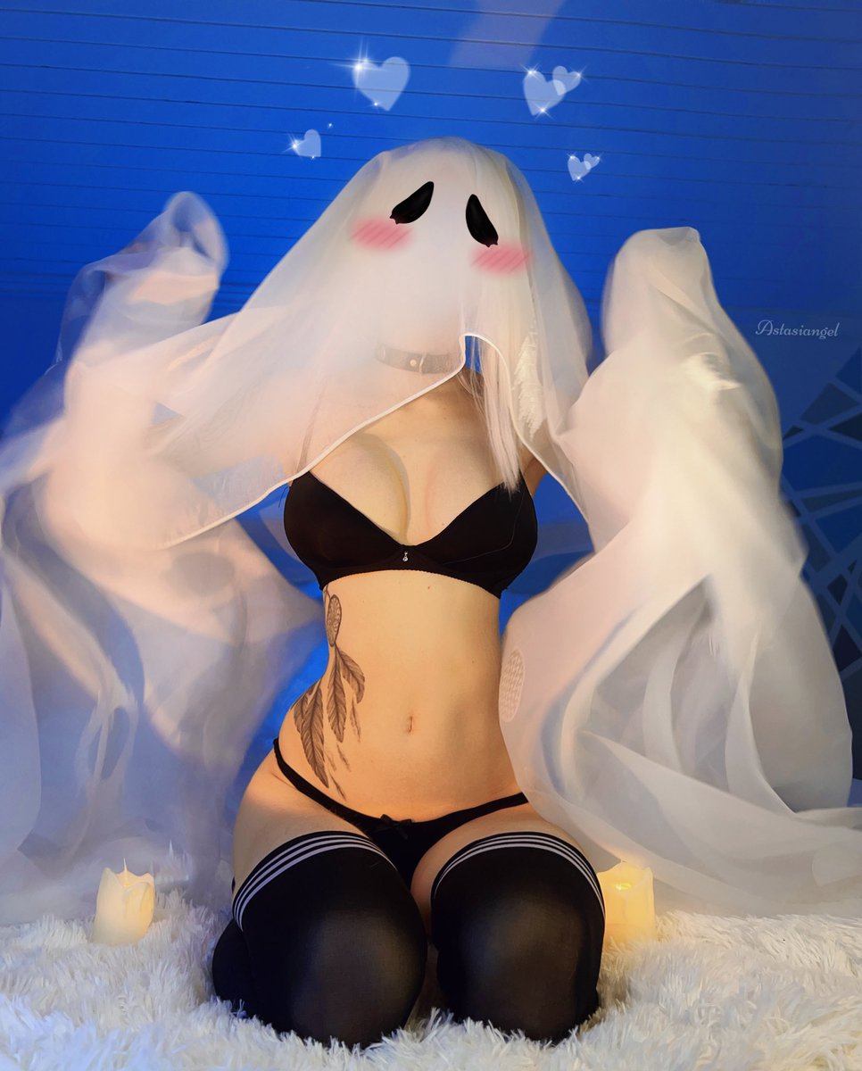 Say 'boo' for b👻bs pics in dms (only today ) https://t.co/ijB2eHJqfM