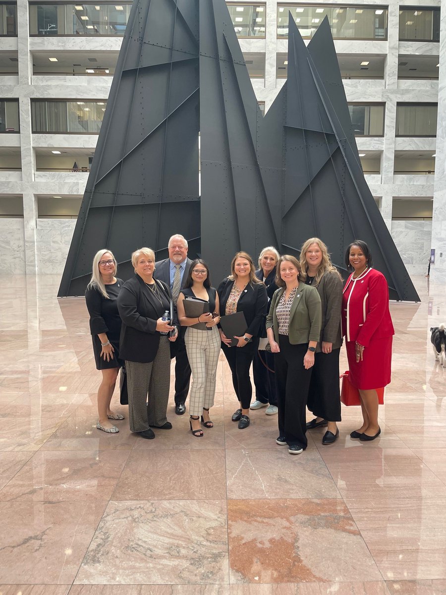 MoASFAP's tweet image. Our MASFAP Leadership Development Program (LDP) group and leaders are in Washington DC this week. Thank you, LDP team, for representing Missouri students on the Hill!