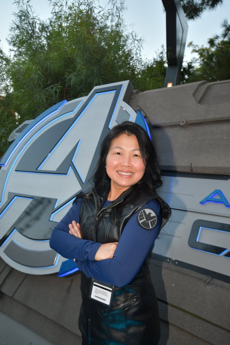 davel114's tweet photo. @MingNa my friend at Disneyland yesterday 😀 😀inspired by you ! https://t.co/YXzd4We91j