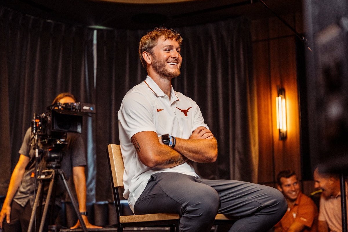 SheetsG23's tweet photo. I’m riding with QE3 as always. If you aren’t you’re going to regret it.

He has been at the heartbeat of this turnaround for Texas. 

A bad football game doesn’t define him as a person or player and a fake post sure as hell doesn’t either.

People will kick you when you’re down, because they’re scared what’s going to happen if you get back up.

This ride Quinn is about to go on will be legendary. 

Hook ‘Em. 🤘🏻@QuinnEwers 

“For I know the plans I have for you,” declares the Lord, “plans to prosper you and not to harm you, plans to give you hope and a future.” - Jeremiah 29:11
